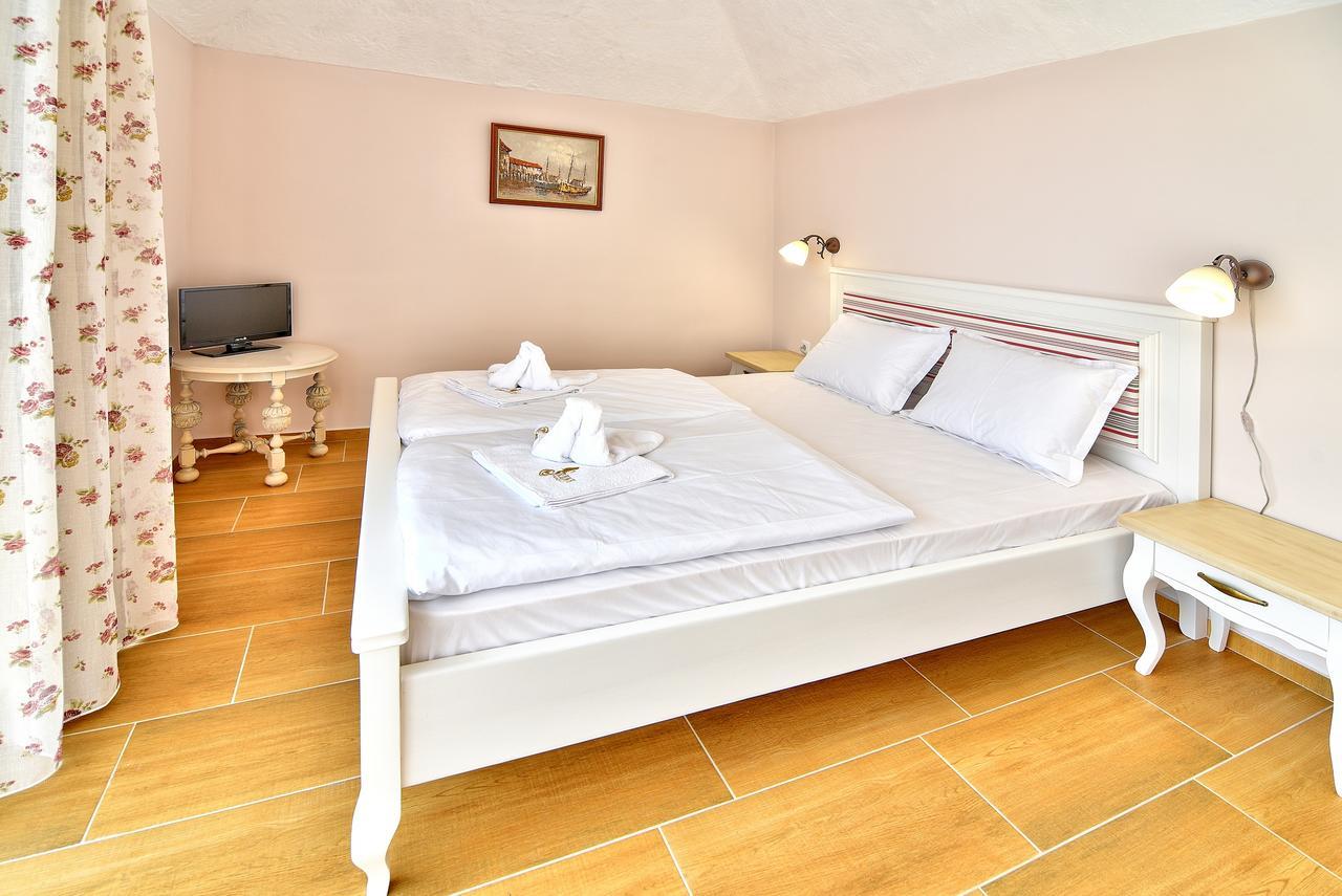 Sirena Palace Family 3*